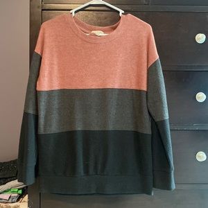 Light weight sweater